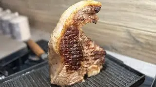 BISTECCA ALLA FIORENTINA SULLA PIASTRA DI CASA