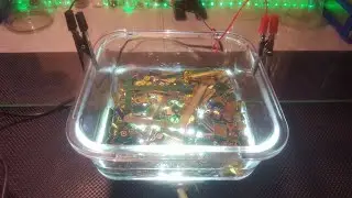 Снимаю золото зарядкой для телефона!!!/Проще простого/Электролиз золота/