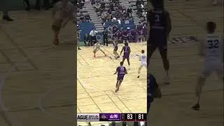 Roosevelt Adams denies the shot with an epic block! 😤 #bleague #Bリーグ