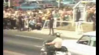 When ELVIS died (Media coverage) + American Trilogy