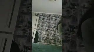 Я.  Нехочу.  Но.    Первое.   Сентября