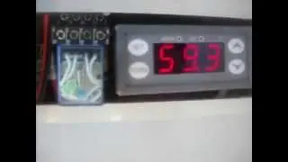 Free hot water, solar panel DIY. Acqua calda gratis. Azzerare bolletta gas.
