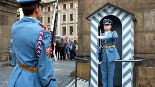 Смена караула у Пражского Града, Прага