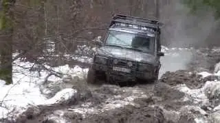 Discovery по грязи