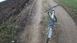 cu bicicleta pe offroad ,cainii si alte pericole :)
