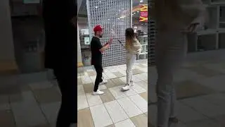 Жесткий пранк девушки - можно потрогать ваши дыни?! Baz TikTok