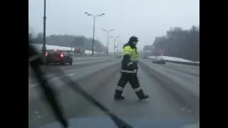 Нарезка Сбили инспектора ДПС