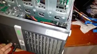В этом видео я покажу,   как снять пароль  с компьютера  fujitsu siemens!