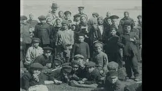 1917 Школьники на берегу Невы 
