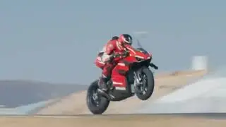 Ducati Panigale V4 2022 | 2022 Ducati Panigale V4S
