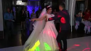 Красивый и нежный первый свадебный танец Анастасия & Артур