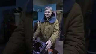 тренировка разборки сборки кпп мтз 80 пока едут запчасти