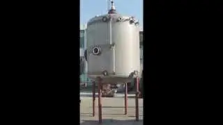 2,400 gallon 304 stainless steel vertical tank