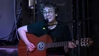 Manea cu lanțuri