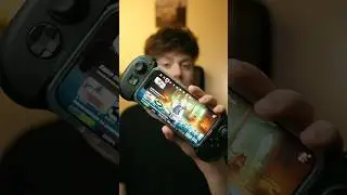 FORTNITE NA TELEFONIE Z KONTROLEREM 🍑 #shorts