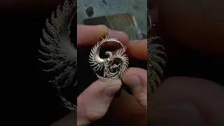 Релакс видео процесса, со звуками инструментов) Ювелир за работой.