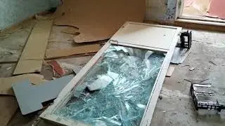 Заброшенный дом  второй этаж
