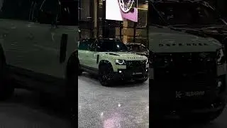 LAND ROVER DEFENDER ENTRY