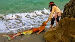 10 Real-Life Mermaids Caught on Camera