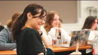 Discover Honors Scholarship