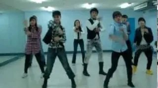 閃亮公主幫的Super Girl開場加舞蹈