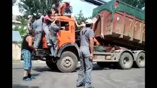 УЗБЕКЛАР ИШНИ КУЗИНИ БАРИБИР ТОПАДИ....