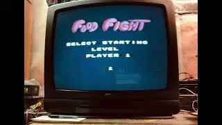 Playing some Food Fight on Atari 7800