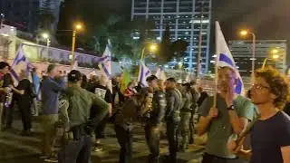 שרשרת שוטרים לחא תועלת - בניצוחן של רפ״ק סוויסה