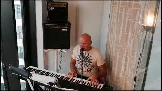 "Мир,о котором я не знала" (Cover)