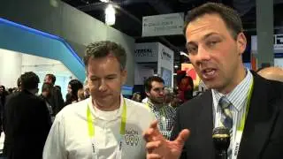 Kirk checks out the BeON Home bulbs at the Consumer Electronics Show