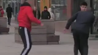 ЛИТВИН РАЗБИЛ ЕБАЛО ПРОХОЖИМУ/ НЕ ПРАНК