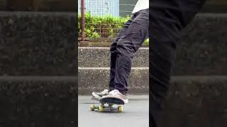 When you can't afford NOT staking in the rain #shorts #skateboarding #3d #skate #skateboard