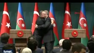 Erdoğan ve Aliyevden samimi görüntüler