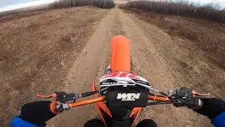KTM 450 SX-F trail riding
