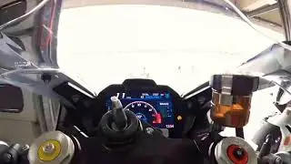 BMW M-1000RR ON Track
