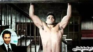 Tyler Hoechlin//Derek Hale . {Sexy and I Know It .Teen Wolf }