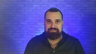 Кто более месяца незаконно руководит колхозом Петровых?