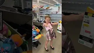If you CATCH IT you can KEEP IT FIVE BELOW challenge 😱 ​⁠@agset211 ​⁠@HallieOnStage114 #shorts