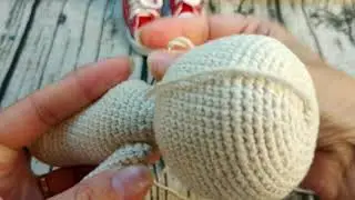 Thread fastener for toys