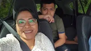 Someone is visiting us from the US/Taking us for a ride