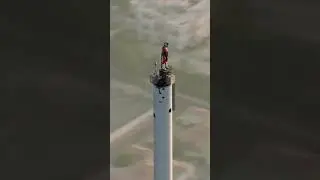 На вершине Бурдж-Халифа в Дубае! 