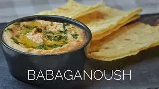 Crema di melanzane | L’antipasto che non sapevi di volere: il babaganoush
