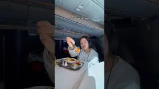Rating my breakfast on my flight