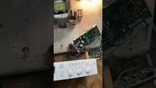 Проверяем модули стиральных машин на стендах. 
