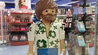 Playmobil Gigante en el Centro Comercial Miramar de Fuengirola. Figura de Mel Gigante.