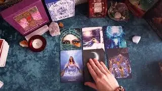 Lightworkers card reading🌌 You are beautiful. Touch everyone you meet with unconditional love. ♥️