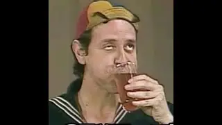 Quico bebendo refresco!!!