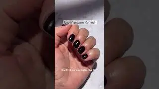 Refreshing a 4 day old manicure! 💅🏼