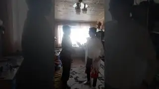 Максим НАРУТО АНИМЕ ХОКАГЕ СОШЁЛ С УМА начал крутить СОСИСКИ-НУНЧАКИ и НАЧАЛ НАПАДАТЬ и ЗАСУНУЛ...