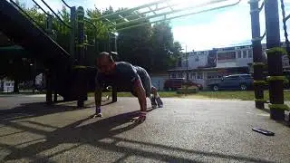 quick push up clip
